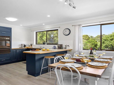 Culburra Beach Retreat - Close To Two Beaches - Tourism Townsville 2