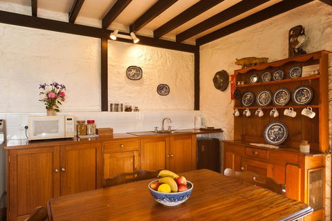 Daisy Bank Cottages - Tourism Townsville 2