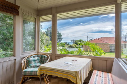 Dalmuir Homestead - Walk To Dromana Beach - Tourism Townsville 1