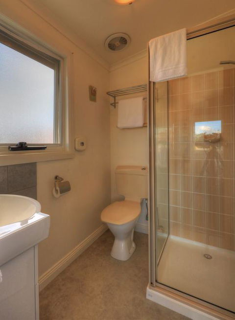 Dannebrog Lodge - Tourism Townsville 3