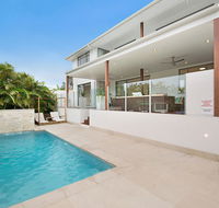 Deluxe on Water - Tourism Townsville