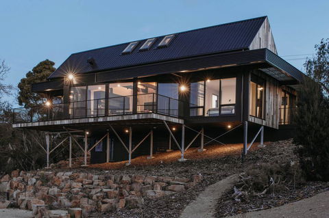 Deviot Boat House - Tourism Townsville 1
