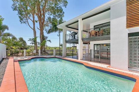 Dolce Vita - Tourism Townsville 0