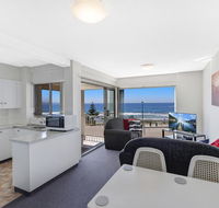 Dolphin Court 6 - Tourism Townsville