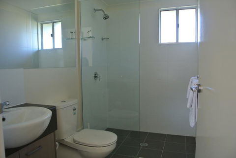Dooley's Tavern & Motel Springsure - Tourism Townsville 3