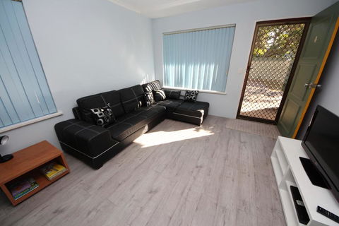 Dunbar Court Unit 4 At South West Rocks - Tourism Townsville 0