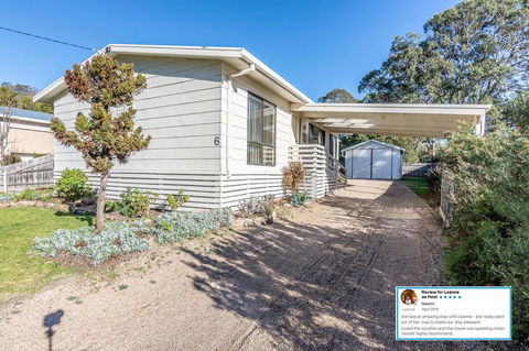 Eagle Bay Cottage - Tourism Townsville 0