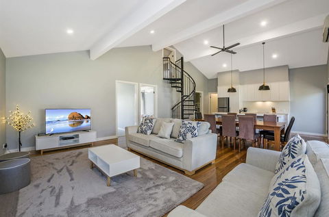 East Tempy - House Only - Tourism Townsville 0