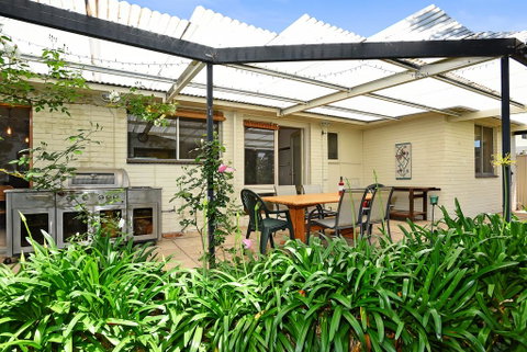 Eden On Eden - Tourism Townsville 1