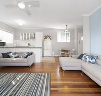 Eloora House Blue bay - Tourism Townsville