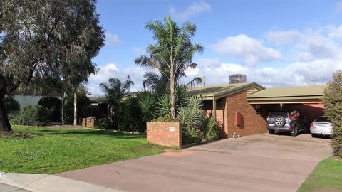 Elwood House - Tourism Townsville 3