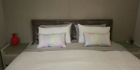 Elysium Lodge - Tourism Townsville 1