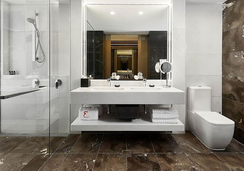 Emporium Hotel South Bank - Tourism Townsville 3