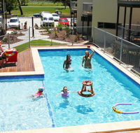 Emu's Beach Resort - Tourism Townsville