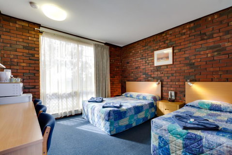 Enfield Motel - Tourism Townsville 2