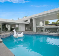 Essence of Broadbeach - Tourism Townsville
