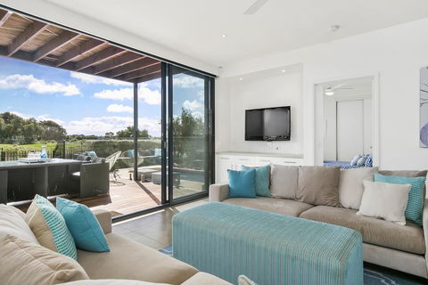 Fabulous Home - Families Only - Tourism Townsville 3