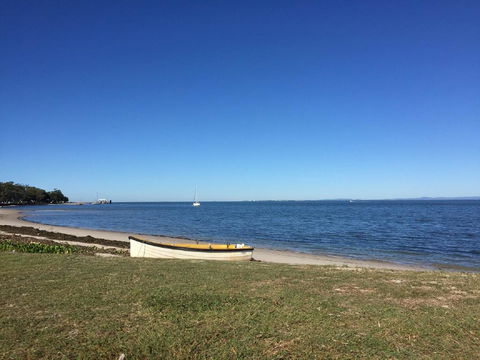 Fabulous Location - Ground Floor Waterfront Unit! Clearview Apartments - Tourism Townsville 2