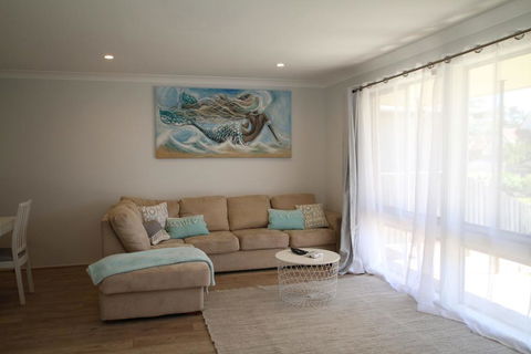 Family Getaway In Sussex - Tourism Townsville 1