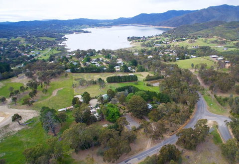 Fernleigh Accommodation - Tourism Townsville 0