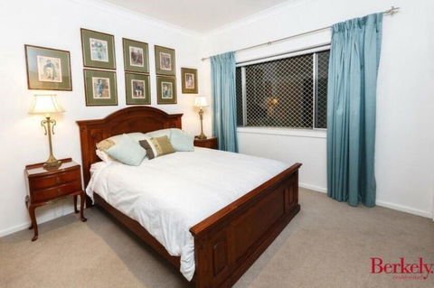 Flat In Heart Of Griffith - Tourism Townsville 3