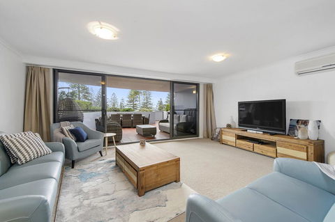 Flightdeck 101, 5-7 Clarence Street - Tourism Townsville 2