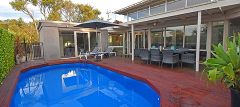 FLORENCE HOUSE Sundrenched Luxury With Pool & Deck - Tourism Townsville 0