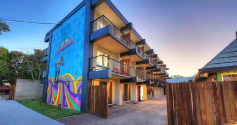 Freedom Rainbow Beach - Tourism Townsville 0