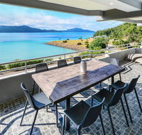 Fully Renovated Frangipani Beach Front Apartments - Tourism Townsville