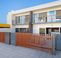 G149 - Apt 1 - Tourism Townsville