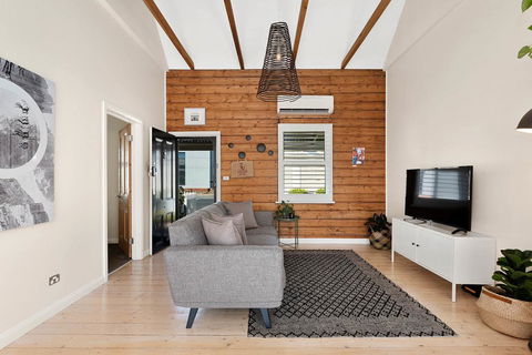 Geelong West Miner's Cottage - Tourism Townsville 1