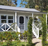 Georges at Hepburn - Miner's cottage - Tourism Townsville