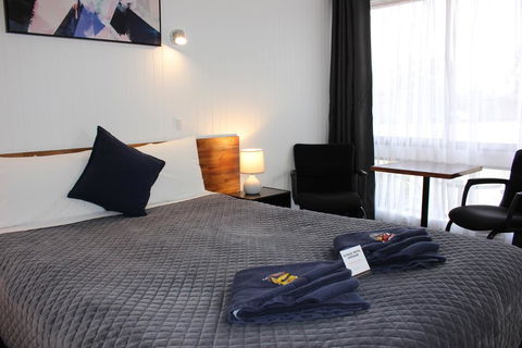 Glynlea Motel - Tourism Townsville 1