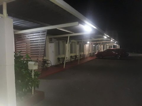 Golden Grain Motel - Tourism Townsville 1
