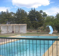 Golden Hills Motel - Tourism Townsville