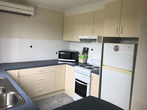 Golden Sands Merimbula - Tourism Townsville 0