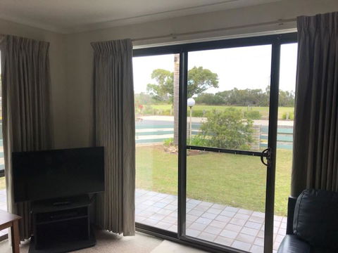 Golden Sands Merimbula - Tourism Townsville 3