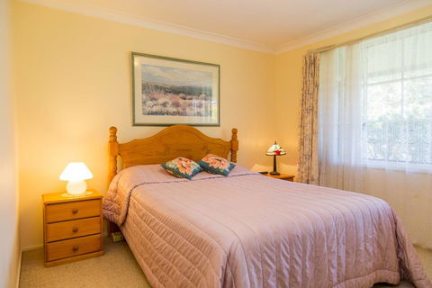 Golfer's Retreat, Mollymook - Tourism Townsville 3