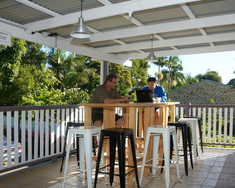 Gonow Family Backpackers Hostel - Tourism Townsville 3