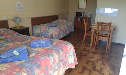 Goolgowi Highway Motel - Tourism Townsville 3