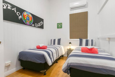 Gorgeous Cottage Close To The City - Tourism Townsville 3