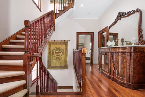 Grand & Central On George - Unique - Opulent - Tourism Townsville 1