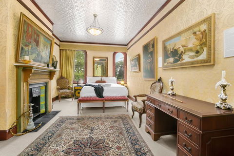 Grand & Central On George - Unique - Opulent - Tourism Townsville 2
