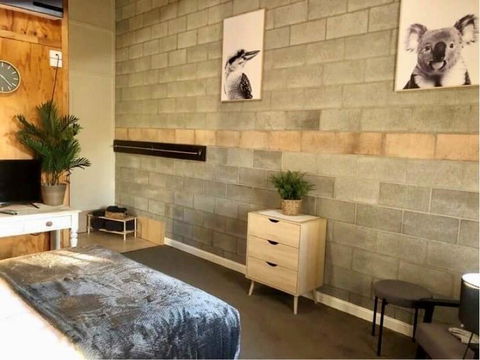 Granite Belt Cabins - Tourism Townsville 2