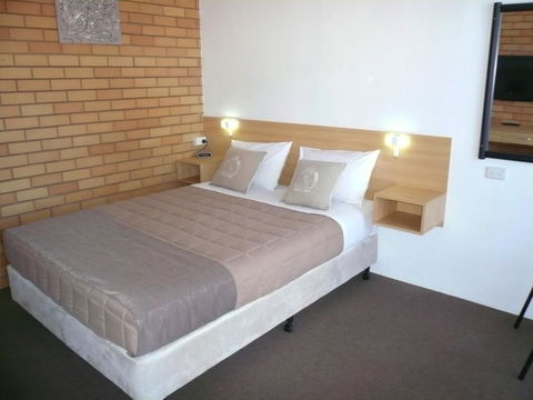 Grong Grong Motor Inn - Tourism Townsville 0