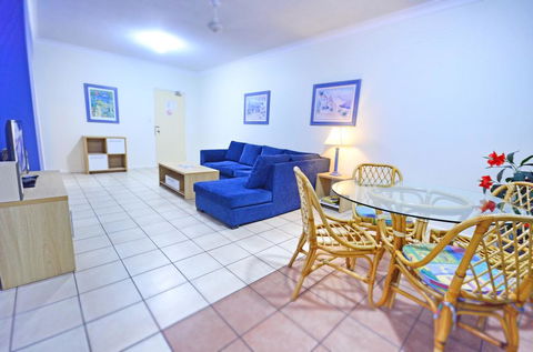 Grosvenor In Cairns - Tourism Townsville 3
