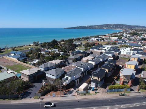 Haven By The Bay - Tourism Townsville 1