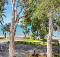 Hibiscus in Marlin Waters Palm Cove - Tourism Townsville