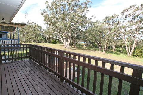 Hill Top Water And Bush Views - Tourism Townsville 3