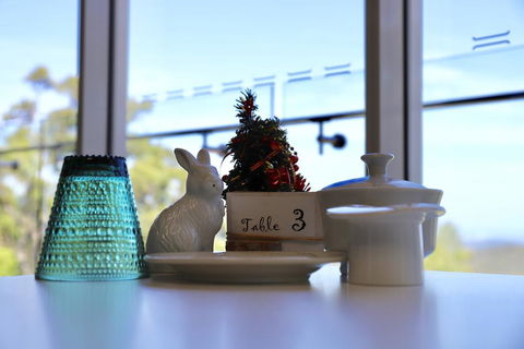 Hilltop On Tamborine - Tourism Townsville 2